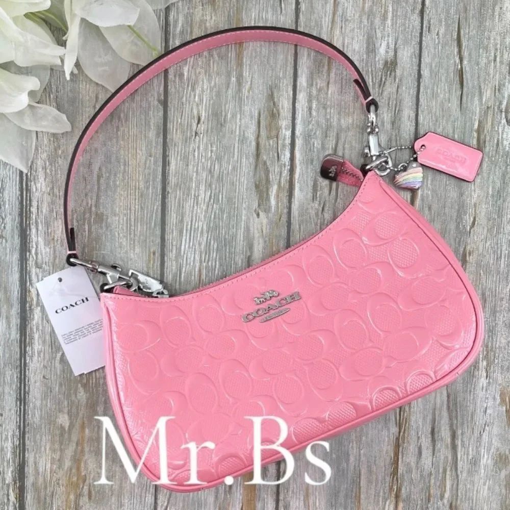 Coach Teri Shoulder Bag In Signature Leather With Heart Charm Purse Pink